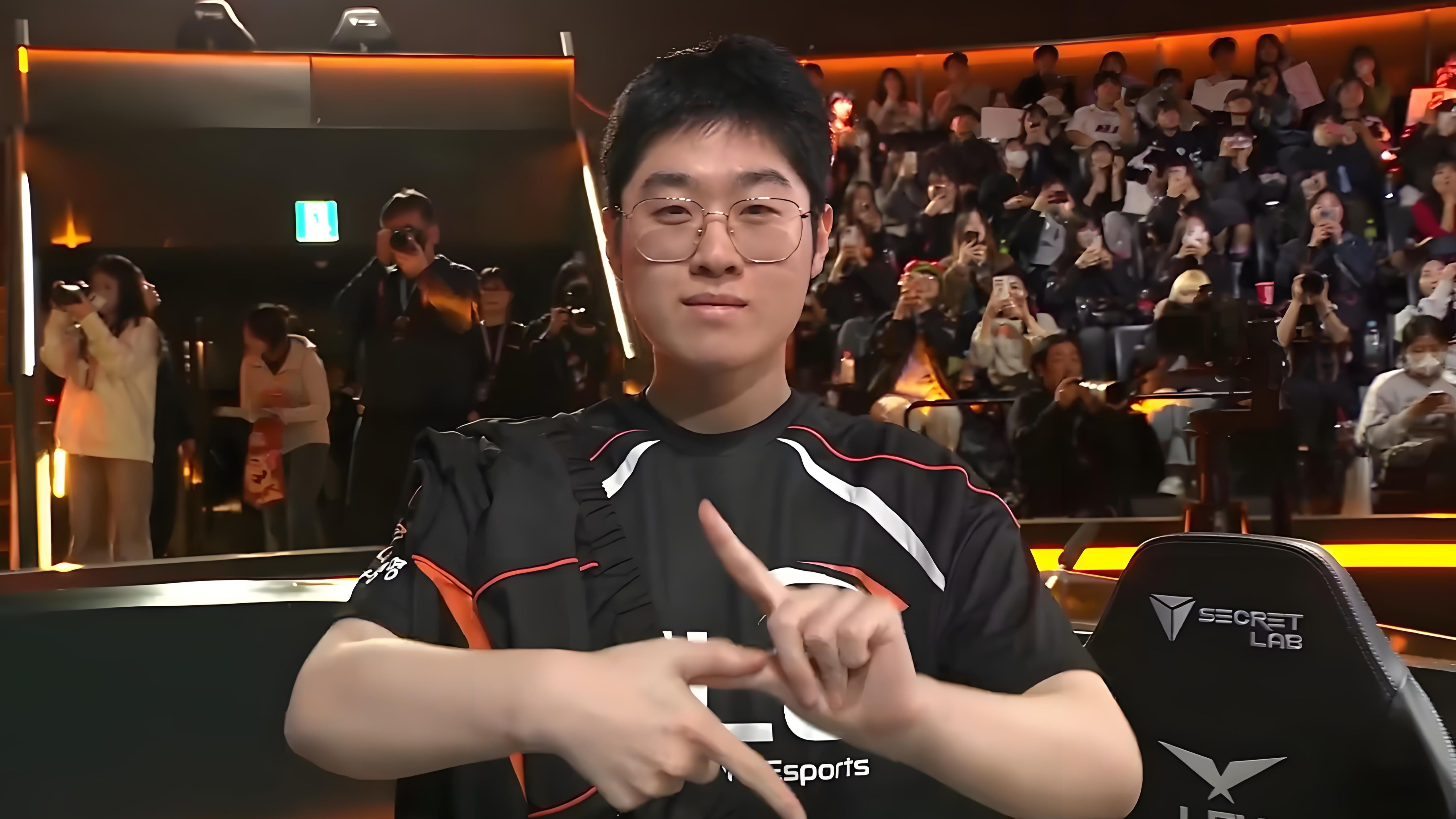 开云体育中国-包含EDG横扫HLE，Faker关键团战开团秒人激烈交锋八强赛，技惊四座的词条